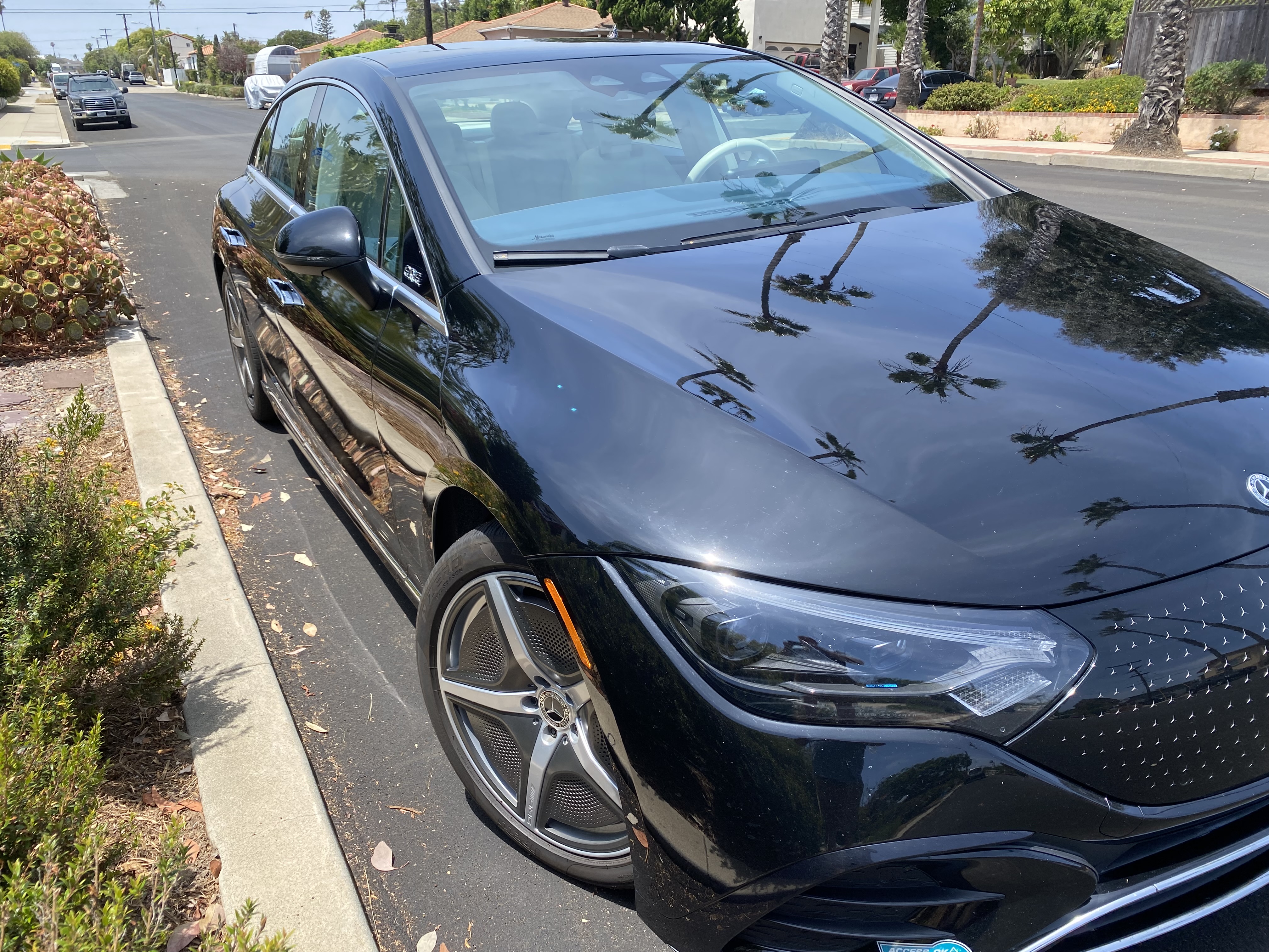 Used 2023 Mercedes-Benz EQE 350+ Sedan image 2