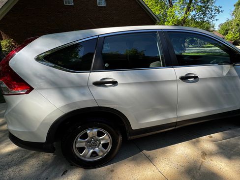 Used 2014 Honda CR-V LX image 19