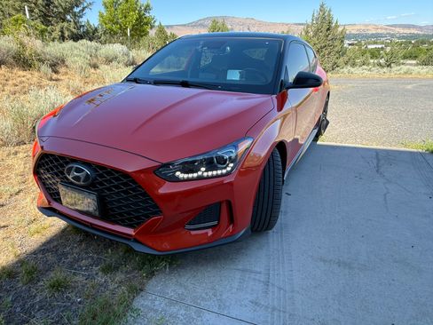 Used 2019 Hyundai Veloster Turbo Ultimate FWD image 1