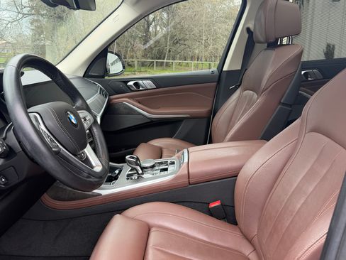 Used 2019 BMW X7 xDrive40i w/ Premium Package image 9