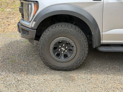 Used 2022 Ford F150 Raptor w/ Equipment Group 801A High AWD/4WD image 6
