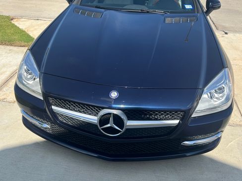 Used 2012 Mercedes-Benz SLK 350 image 8