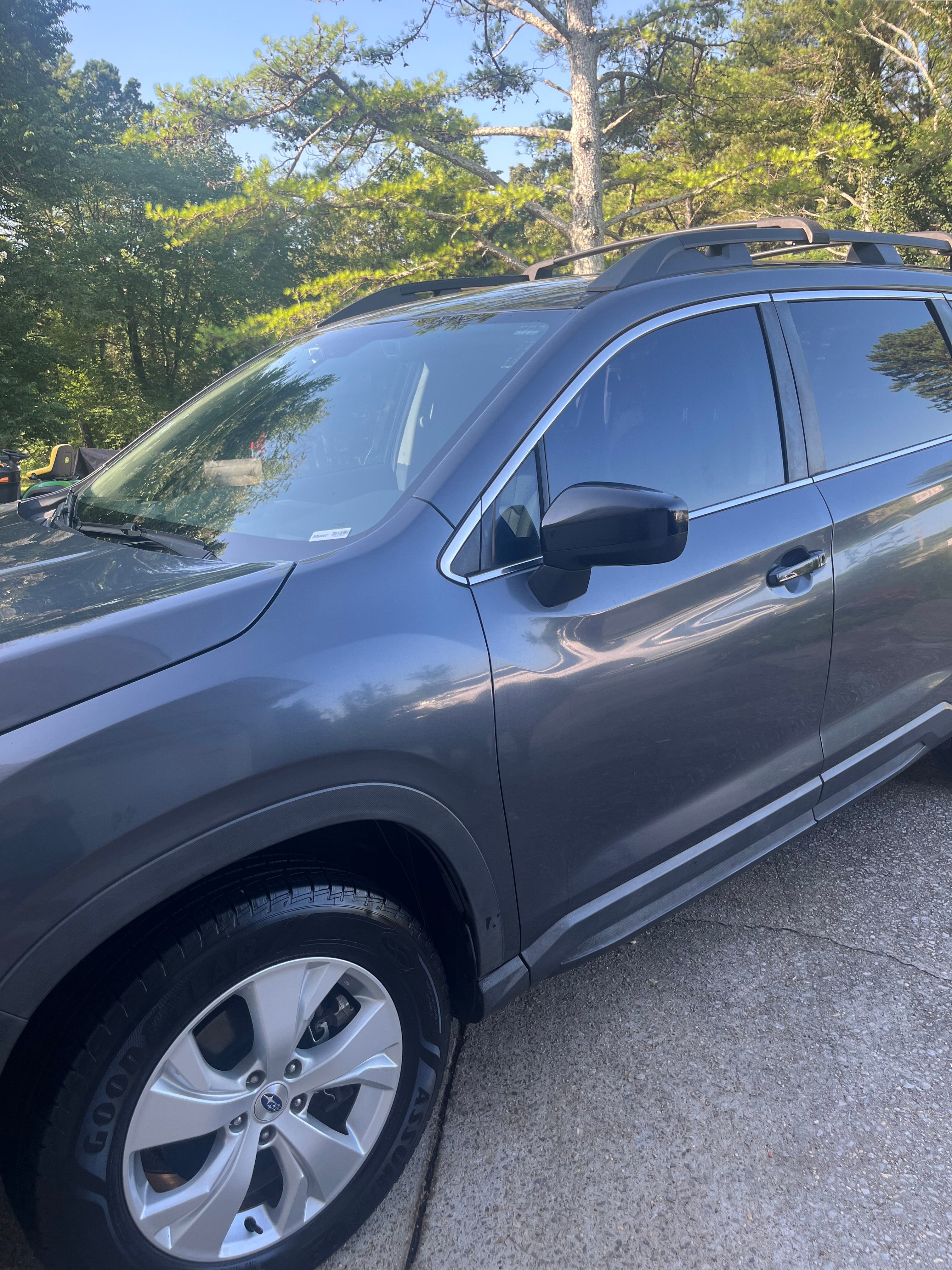 Used 2019 Subaru Ascent 8-Passenger AWD/4WD image 4