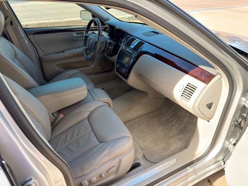 Used 2011 Cadillac DTS Premium w/ Driver Awareness Package image 11