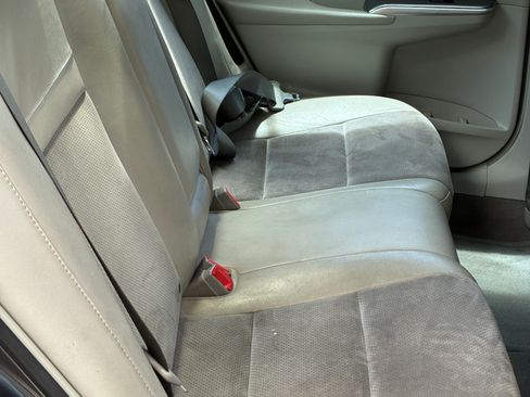 Used 2013 Toyota Camry XLE w/ Leather Pkg FWD image 9