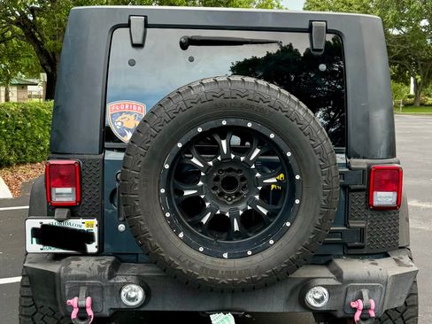 Used 2007 Jeep Wrangler Unlimited X RWD image 6