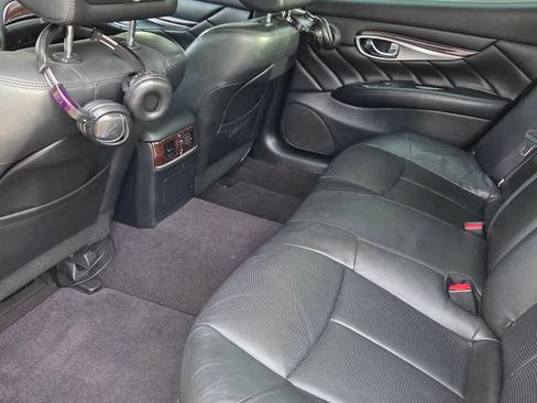 Used 2015 INFINITI Q70 L 3.7 image 9