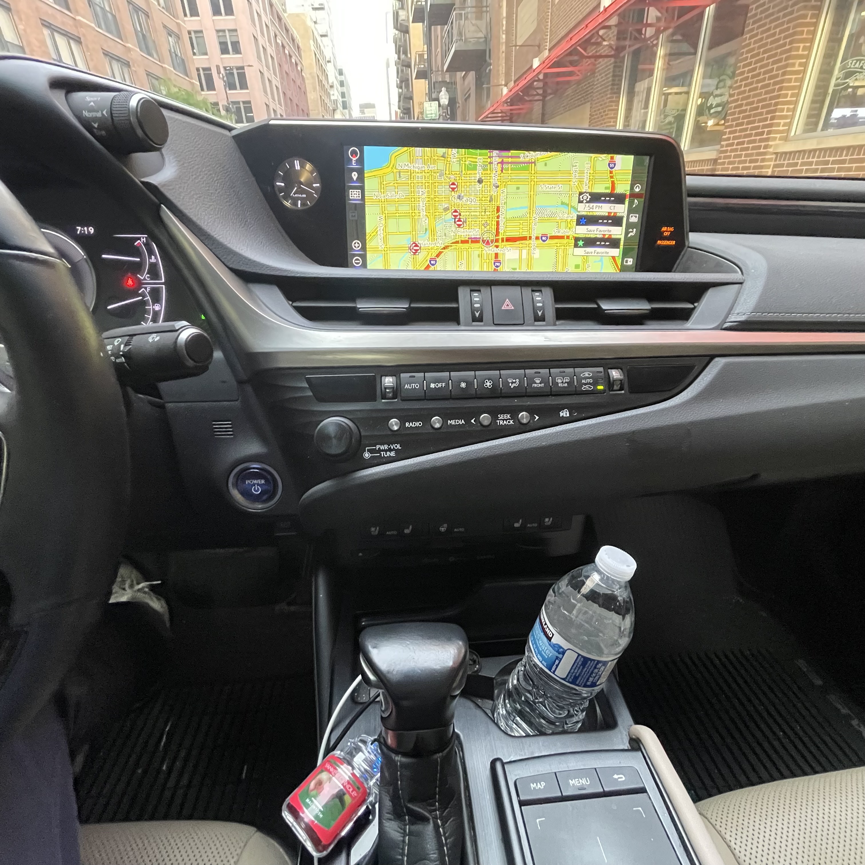 Used 2020 Lexus ES 300h w/ Premium Package FWD image 12
