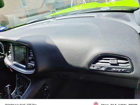 Used 2015 Dodge Challenger SRT w/ Technology Group image 15