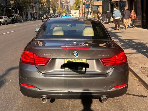 Used 2019 BMW 440i xDrive Convertible w/ Convenience Package image 4