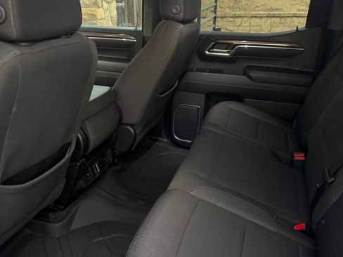 Used 2023 Chevrolet Silverado 1500 LT w/ Convenience Package II image 12