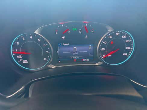 Used 2019 Chevrolet Equinox LT FWD image 11