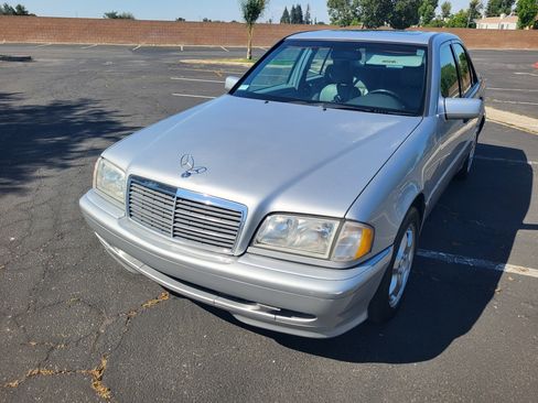Used 2000 Mercedes-Benz C 280 Sedan image 18