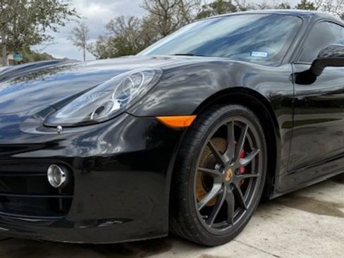 Used 2015 Porsche Cayman S image 4