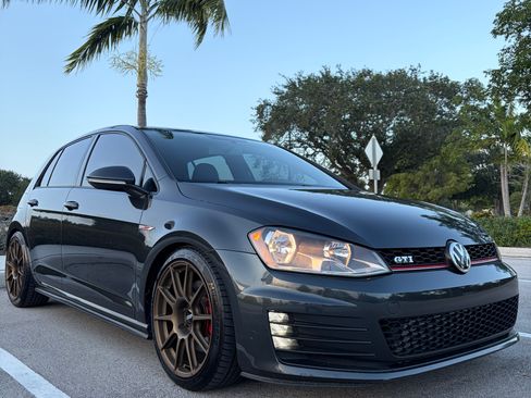 Used 2017 Volkswagen GTI S FWD image 2
