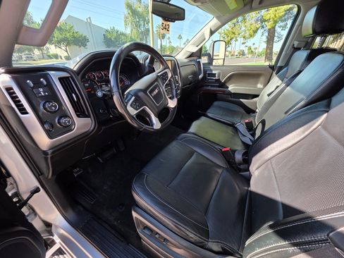 Used 2015 GMC Sierra 2500 SLE w/ SLE Preferred Package image 13