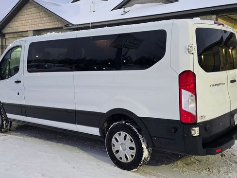 Used 2019 Ford Transit 350 XLT image 10