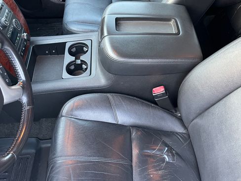 Used 2013 Chevrolet Tahoe LT image 15