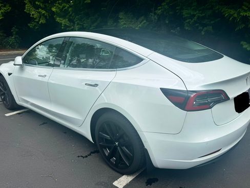 Used 2019 Tesla Model 3 Standard Range Plus RWD image 4