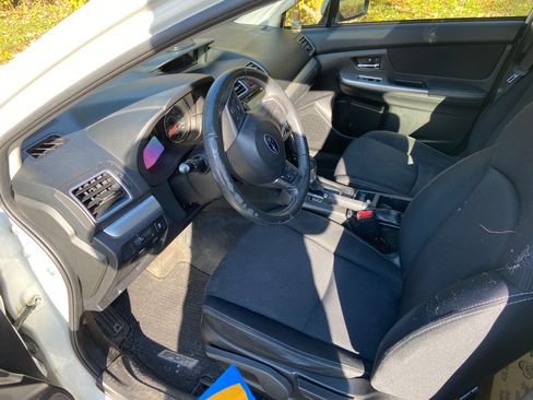 Used 2015 Subaru Impreza 2.0i Sport Premium image 8