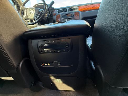 Used 2007 Chevrolet Tahoe LT w/ LT Preferred Equipment Group image 18