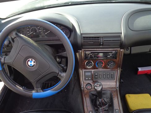 Used 1998 BMW Z3 1.9 image 11