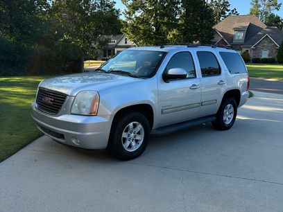 Used 2011 GMC Yukon SLT w/ SLT-2 Equipment Package