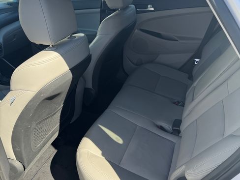 Used 2019 Hyundai Tucson SE image 13