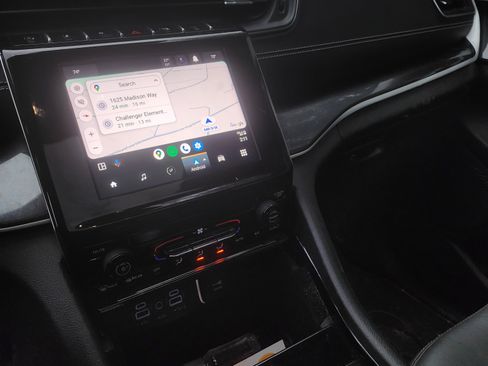 Used 2023 Jeep Grand Cherokee L Laredo image 8