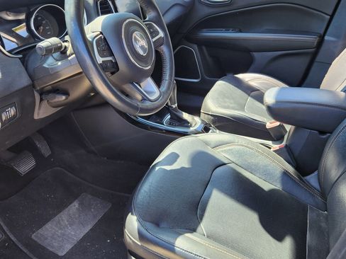 Used 2019 Jeep Compass Limited image 32