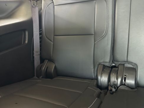 Used 2017 Chevrolet Tahoe LT image 10