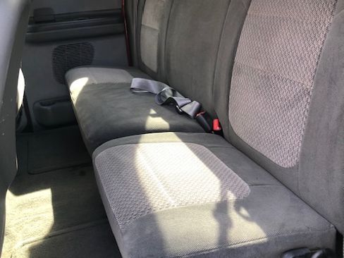 Used 2003 Ford F250 XLT image 9