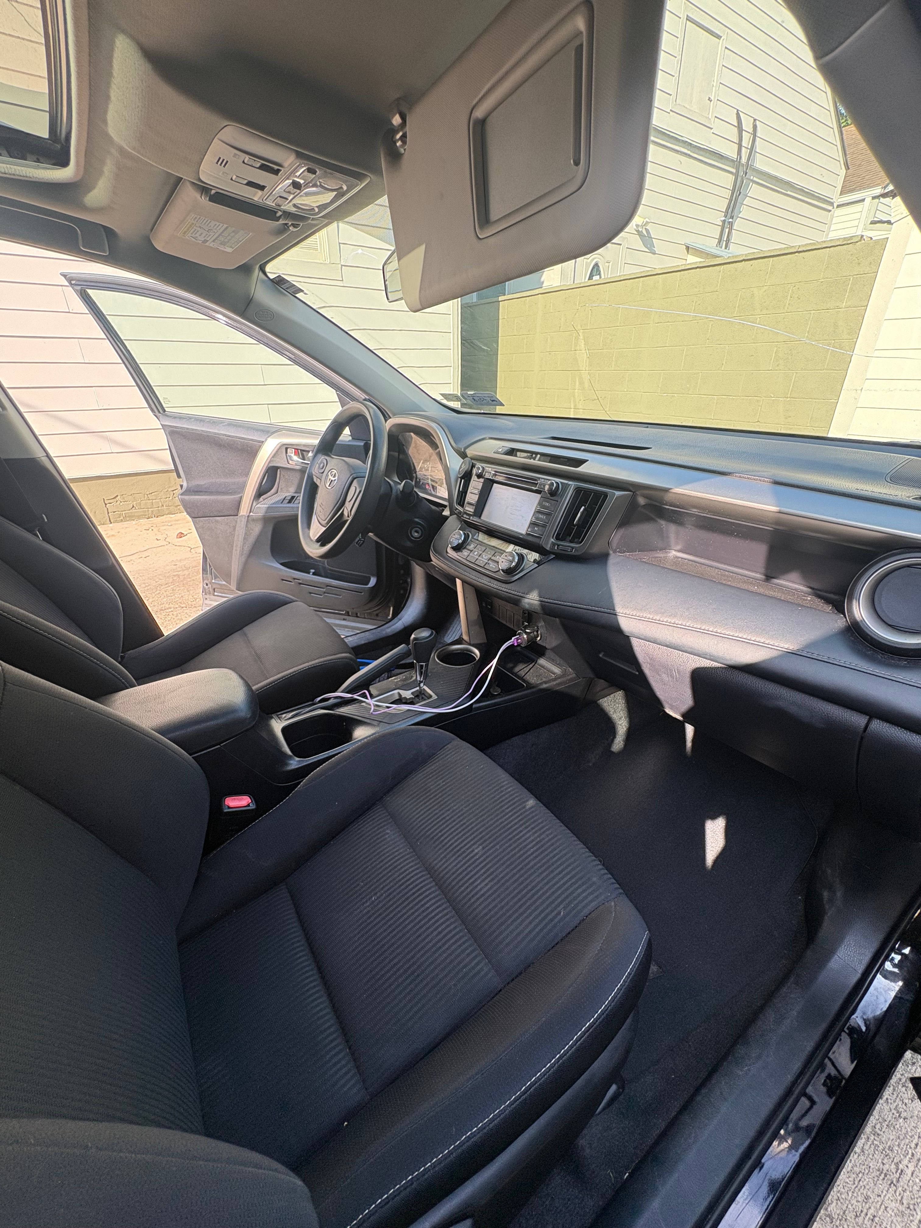 Used 2015 Toyota RAV4 XLE AWD/4WD image 12