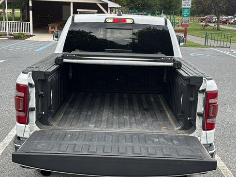 Used 2019 RAM 1500 Limited AWD/4WD image 14