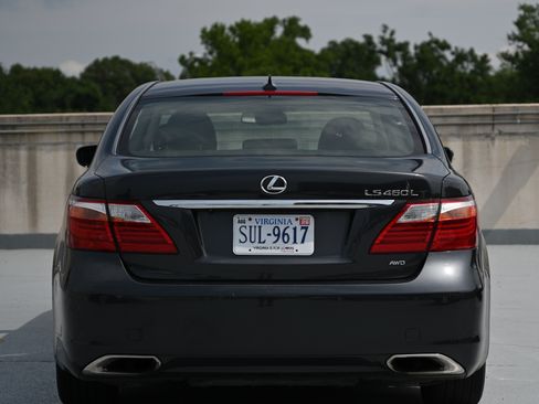 Used 2011 Lexus LS 460 L w/ Luxury Pkg AWD/4WD image 8