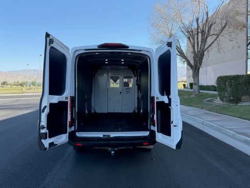 Used 2020 Ford Transit 250 Medium Roof w/ Load Area Protection Package RWD image 4