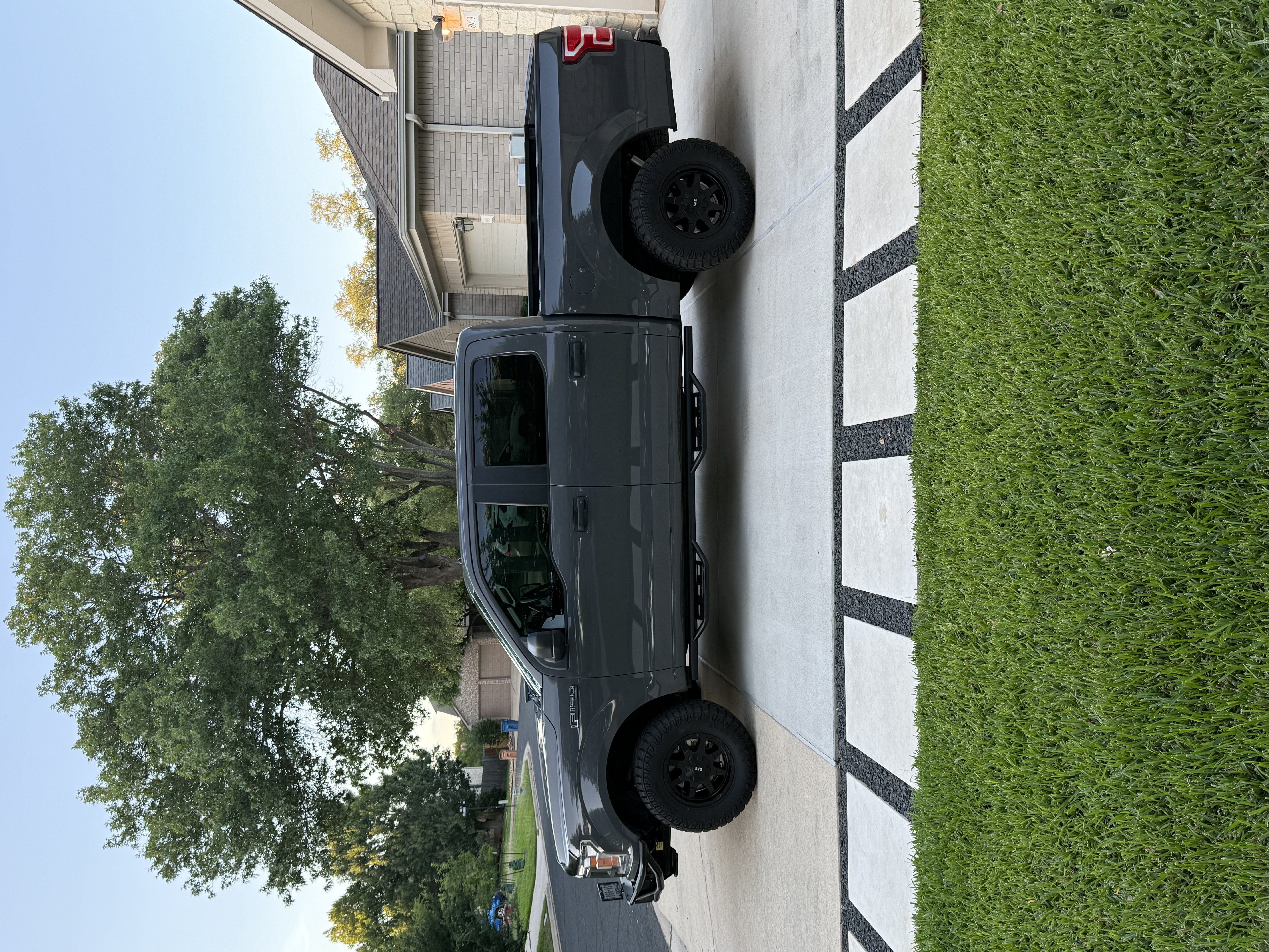Used 2020 Ford F150 XL w/ Equipment Group 101A Mid AWD/4WD image 9