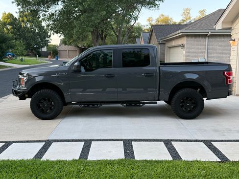 Used 2020 Ford F150 XL w/ Equipment Group 101A Mid AWD/4WD image 9