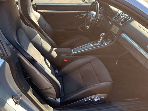 Used 2016 Porsche Cayman GTS image 13