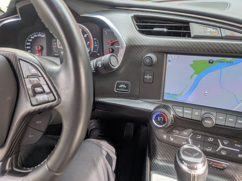 Used 2015 Chevrolet Corvette Z06 w/ 2LZ Preferred Equipment Group image 20