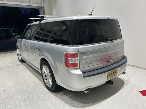 Used 2018 Ford Flex Limited image 4