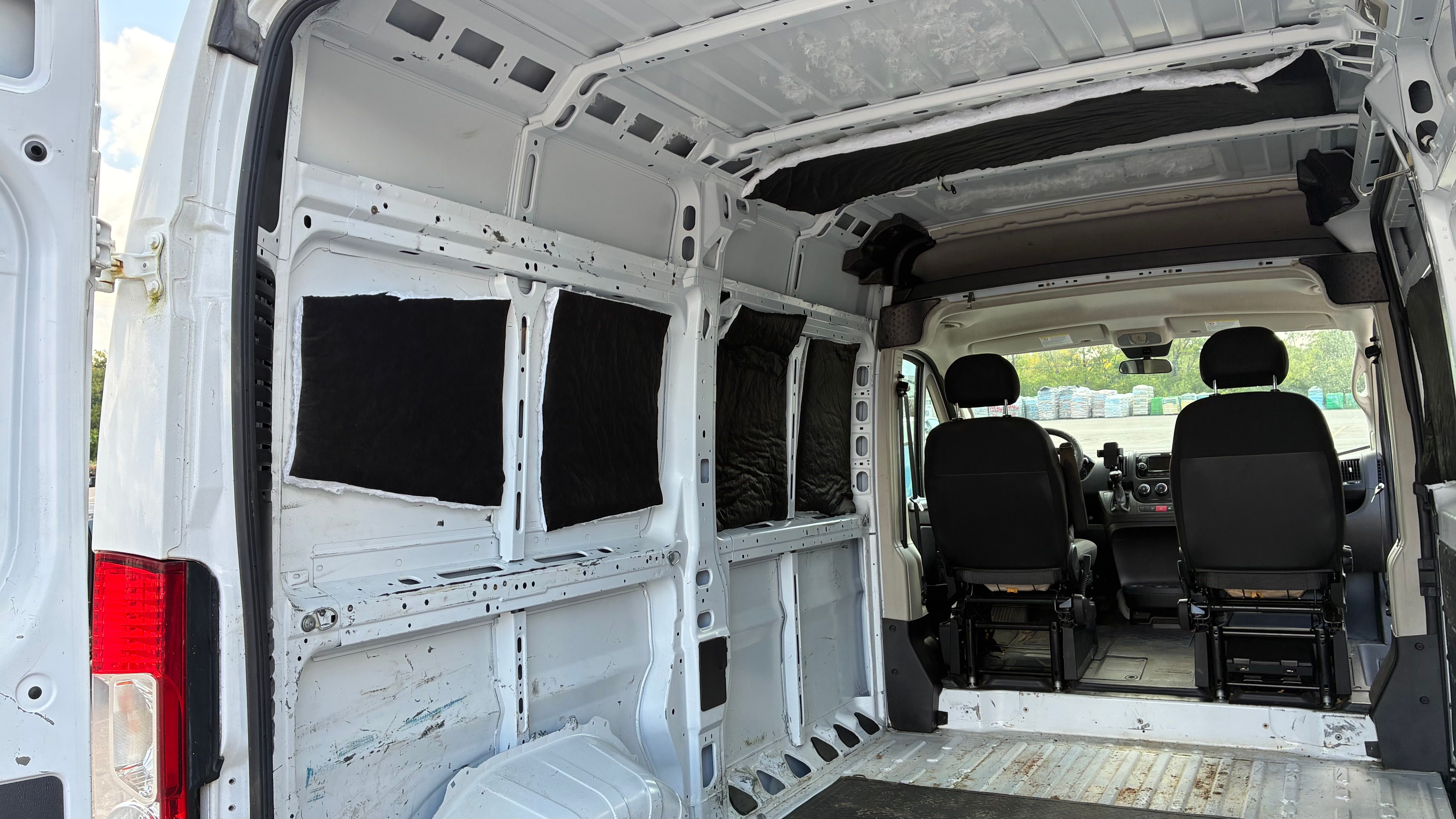 Used 2018 RAM ProMaster 2500 FWD image 12
