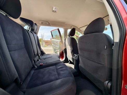 Used 2015 Nissan Rogue S image 21