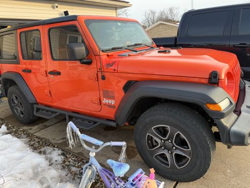 Used 2019 Jeep Wrangler Unlimited Sport S image 5