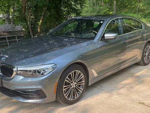 Used 2019 BMW 530i xDrive w/ Convenience Package image 13