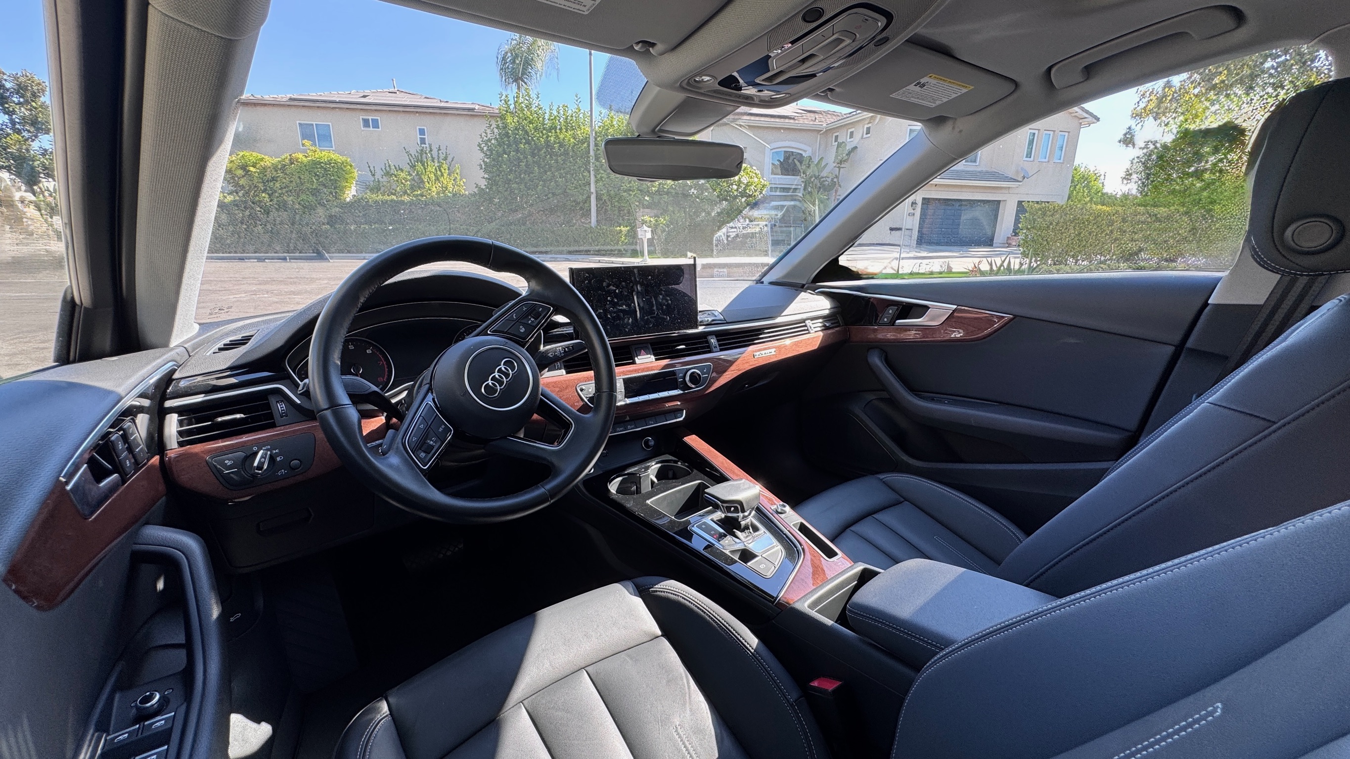 Used 2023 Audi A4 2.0T Premium w/ Convenience Package AWD/4WD image 14