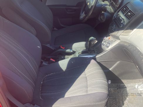 Used 2014 Chevrolet Sonic LT w/ Fun and Sun Package image 9