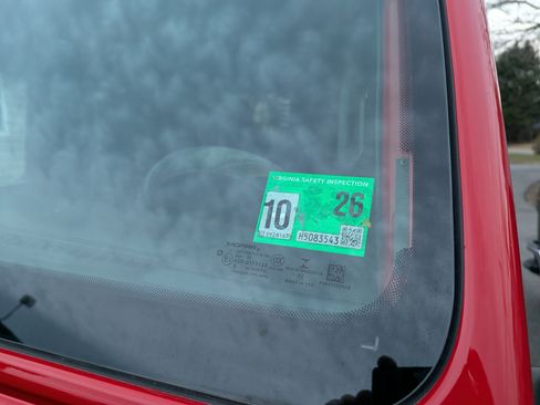 Used 2022 Jeep Gladiator Rubicon w/ Trailer Tow Package image 4