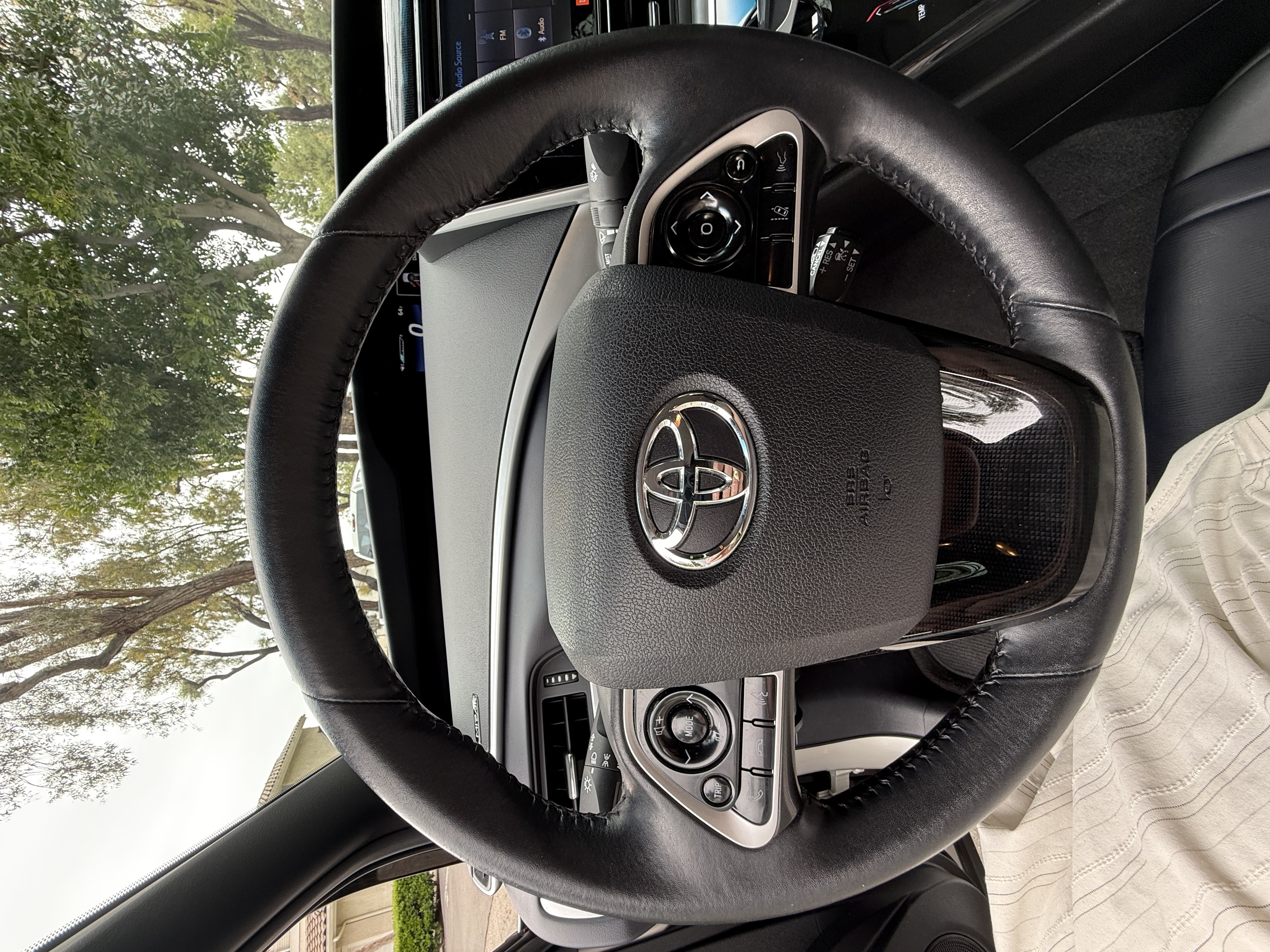 Used 2017 Toyota Mirai FWD image 31