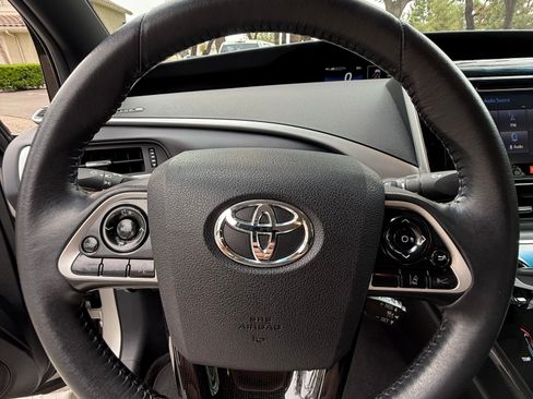 Used 2017 Toyota Mirai FWD image 31